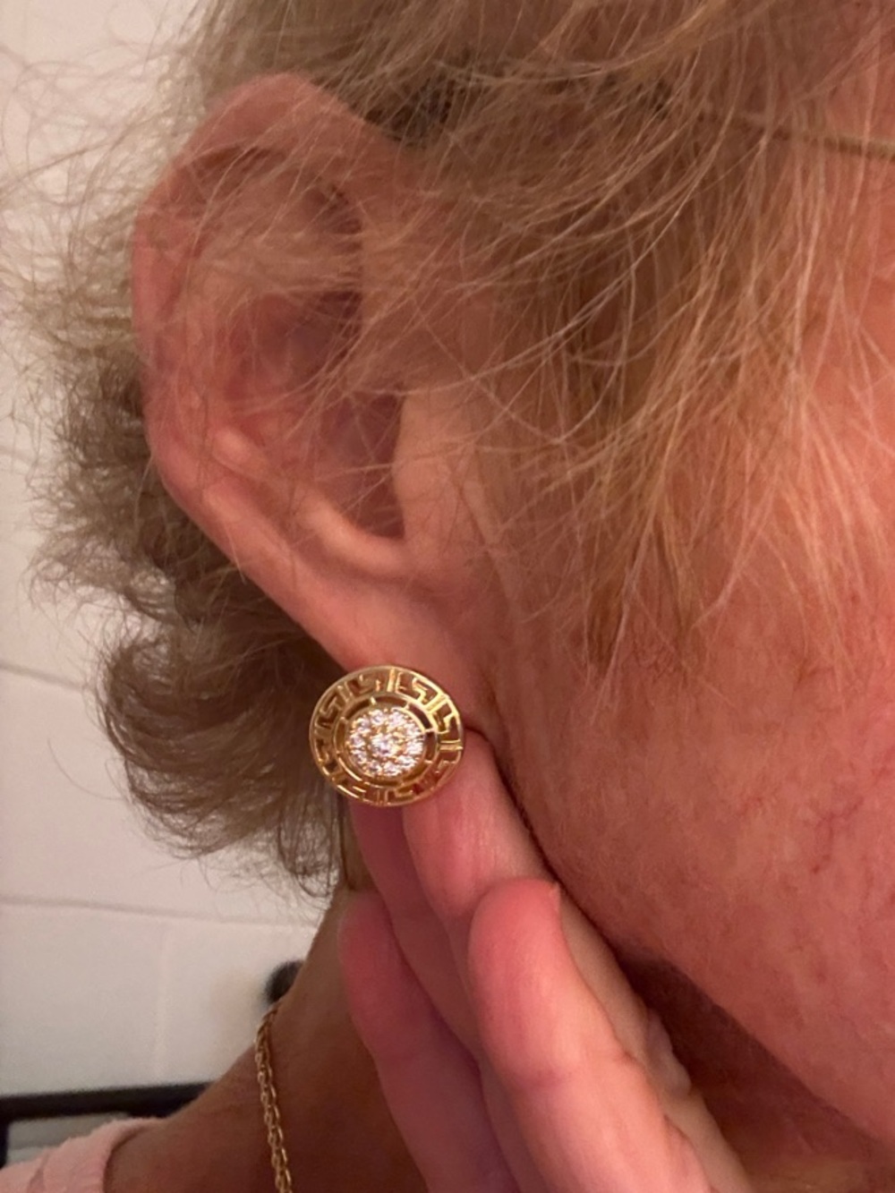 Gold Round Filigree CZ Stud Earrings - Women Jewelry - Picture 4 of 4
